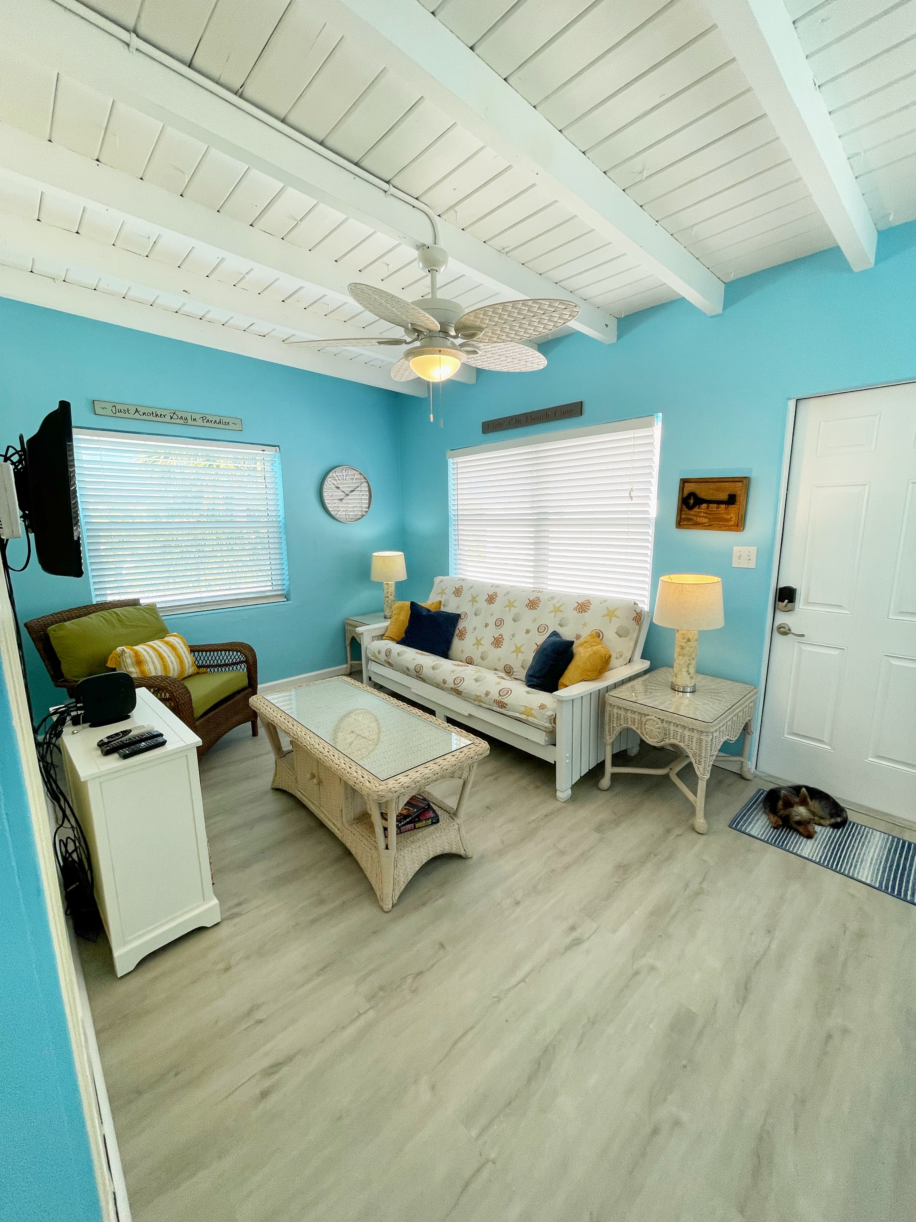 Cottage 201 interior photo